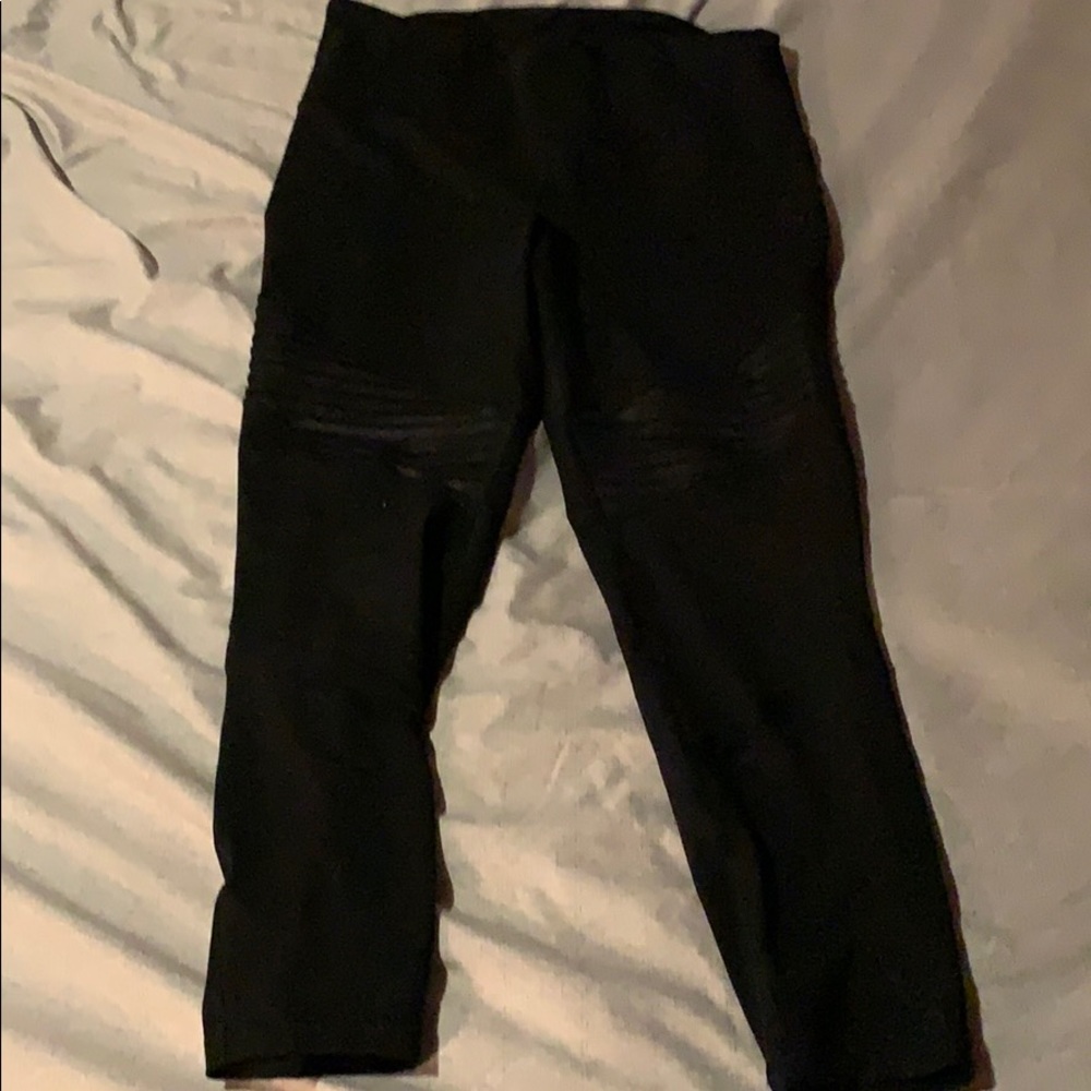 Yoga pants